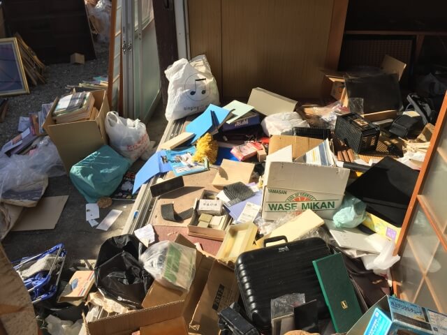 大阪市で信頼できるごみ屋敷片付け業者の選び方