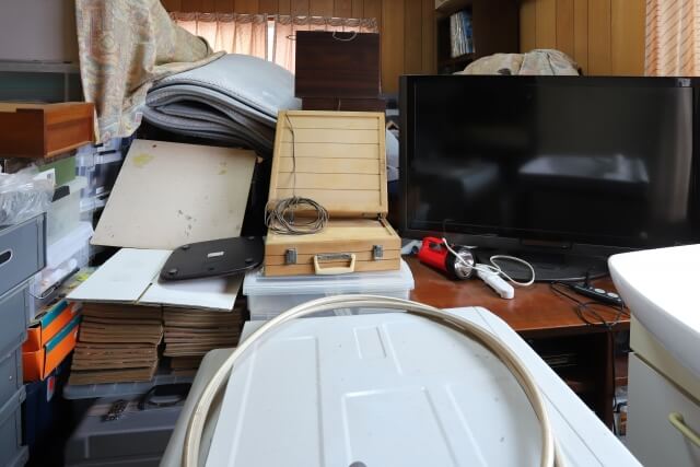 そもそも遺品整理は業者に頼む必要がある?